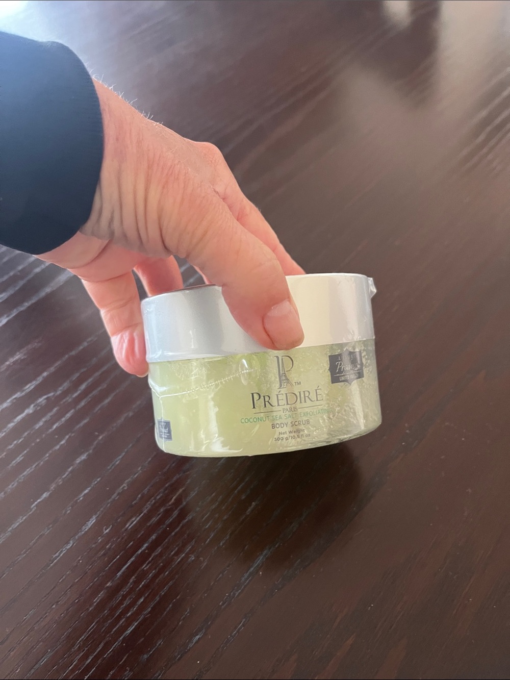 Prédiré Coconut  & Sea Salt Body Scrub - Light Green
